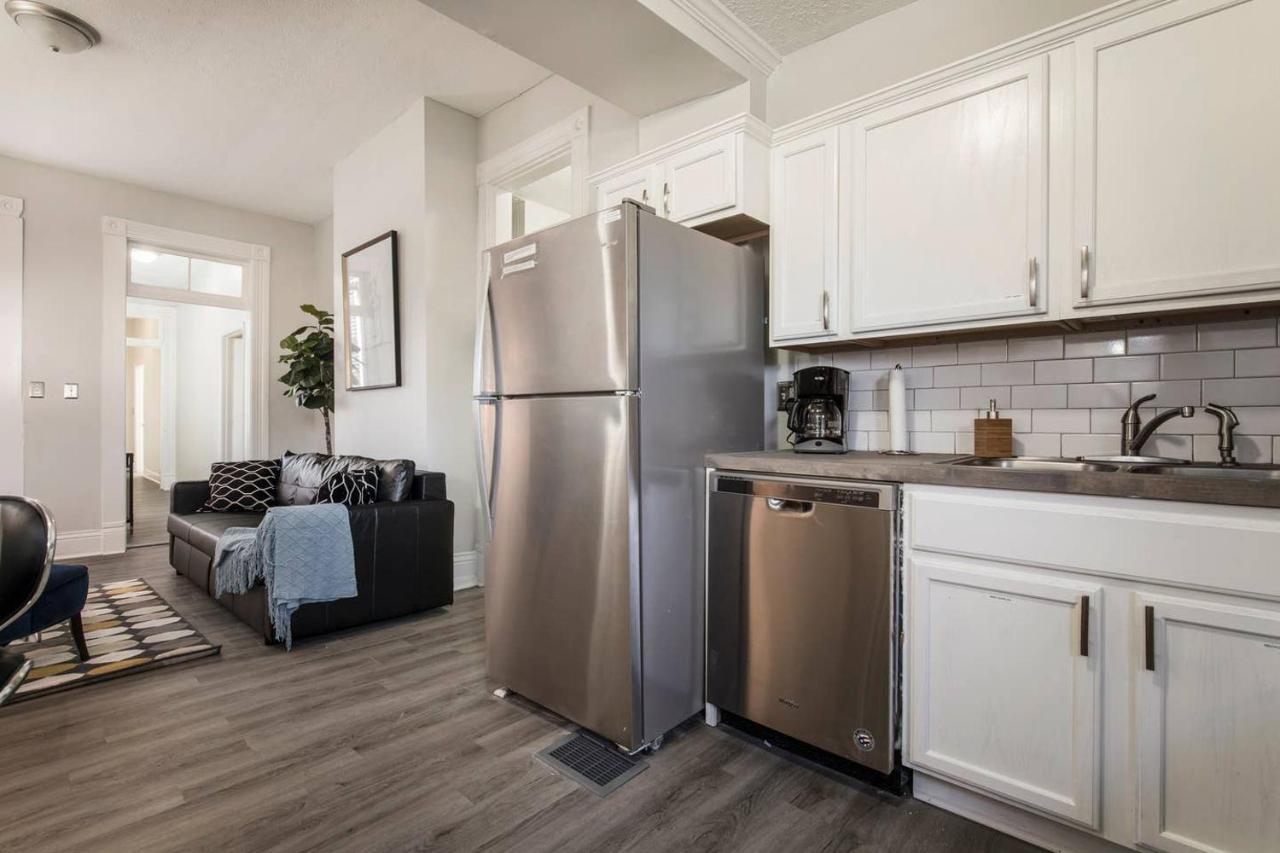 Louisville Dream House 4Br 2Ba By Cozysuites Bagian luar foto